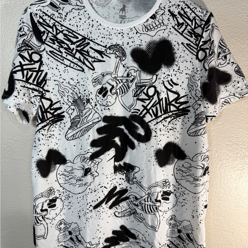 Cold Crush Skeleton Graphic Tee – Men’s Large – Streetwear